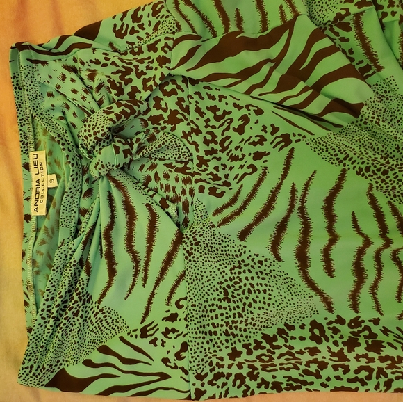 Andria Lieu Set top and bottom NWOT - Picture 3 of 4